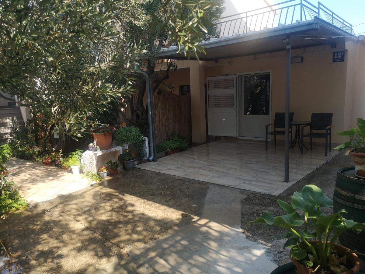 Apartments Govic Zaboric Rum bild