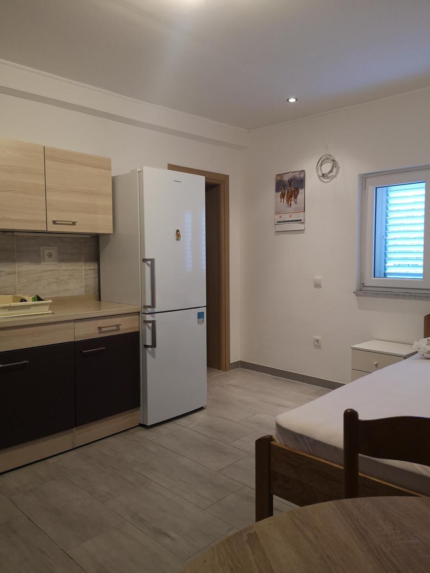 Apartments Govic Zaboric Rum bild